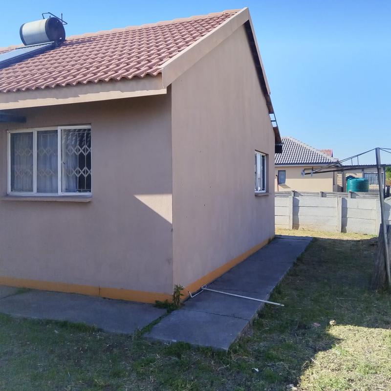 2 Bedroom Property for Sale in Freedom Park North West